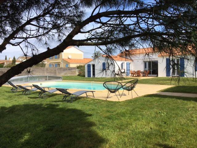 Gite Avec Piscine Privative L'Aiguillon-sur-Vie Bagian luar foto