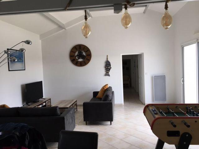 Gite Avec Piscine Privative L'Aiguillon-sur-Vie Bagian luar foto